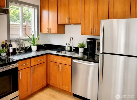 6746 24th Avenue NW Seattle WA 98117