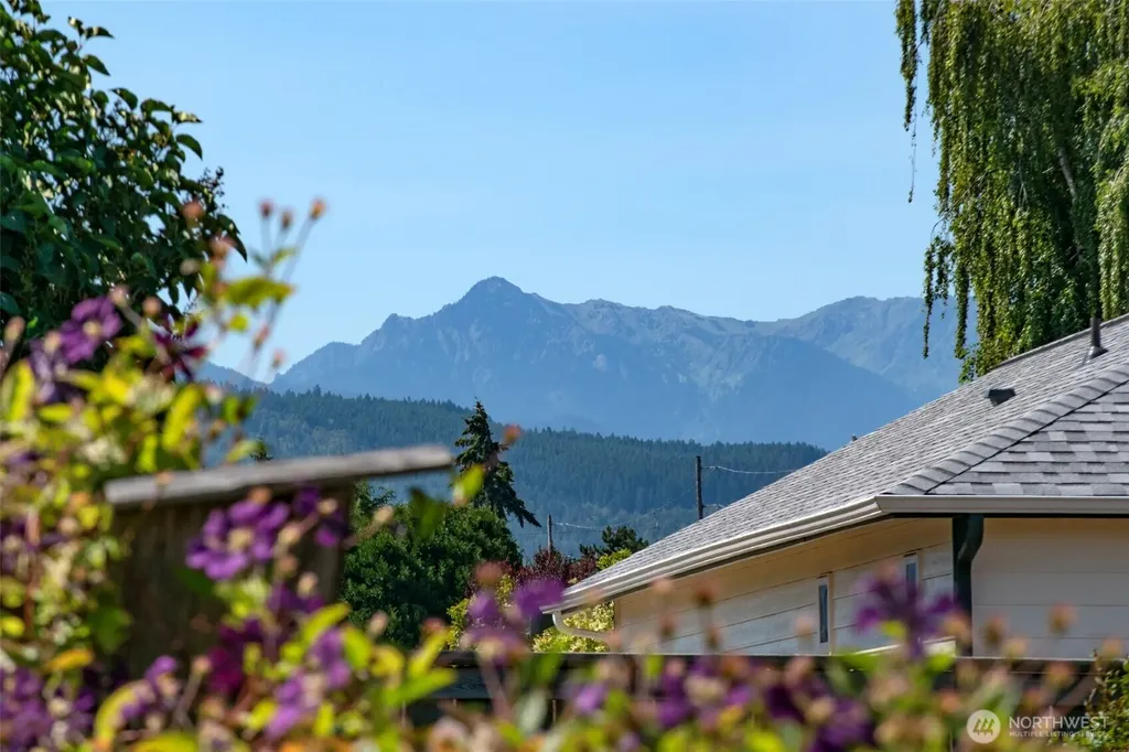 40 Cherrywood Place Sequim WA 98382