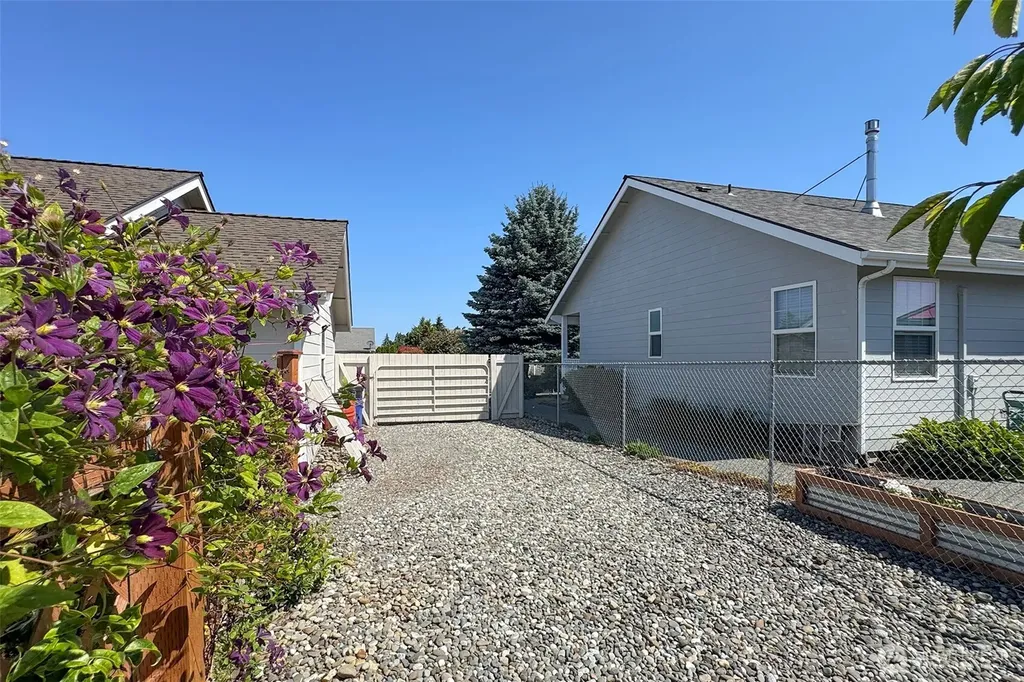 40 Cherrywood Place Sequim WA 98382