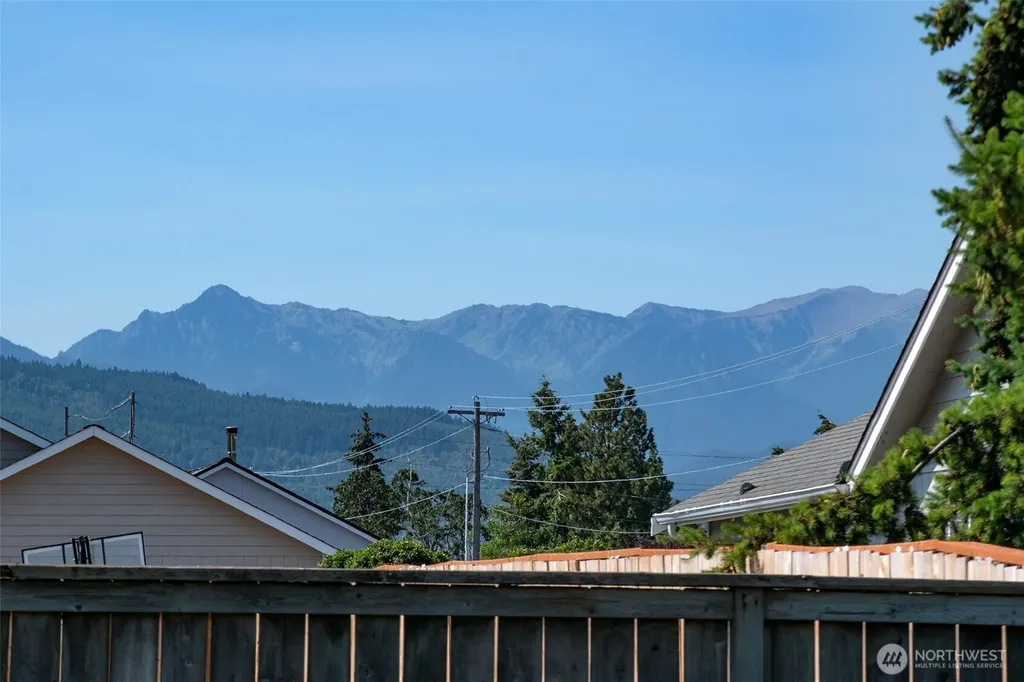 40 Cherrywood Place Sequim WA 98382
