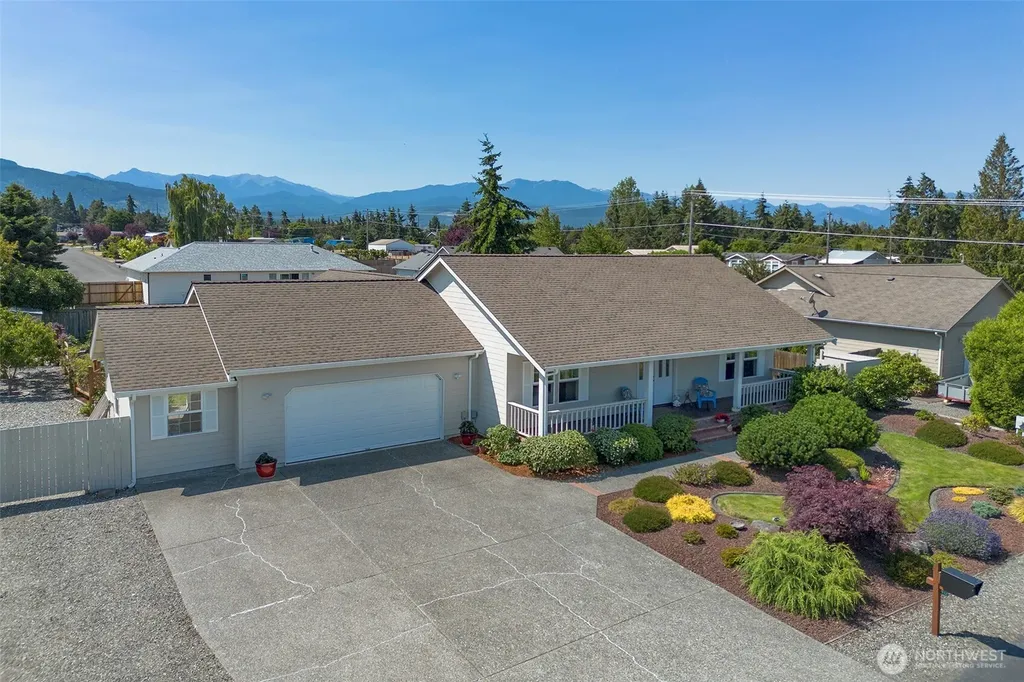 40 Cherrywood Place Sequim WA 98382