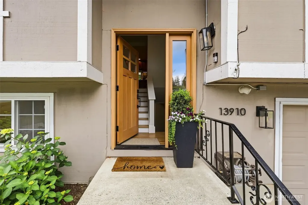 13910 120th Avenue NE Kirkland WA 98034