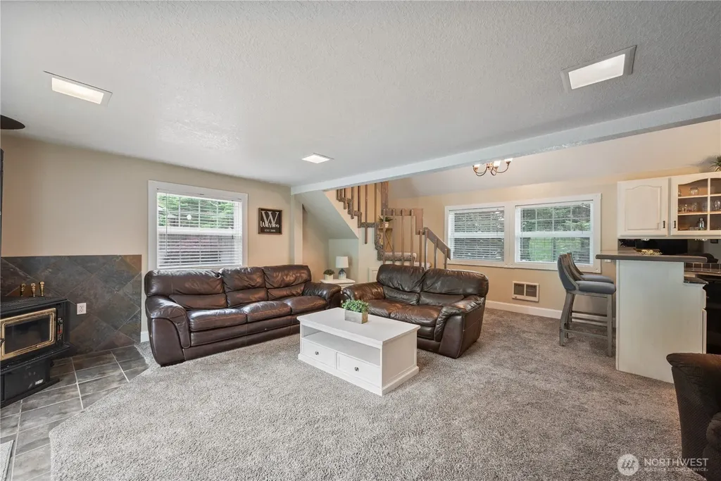 3136 Pacific Way Longview WA 98632