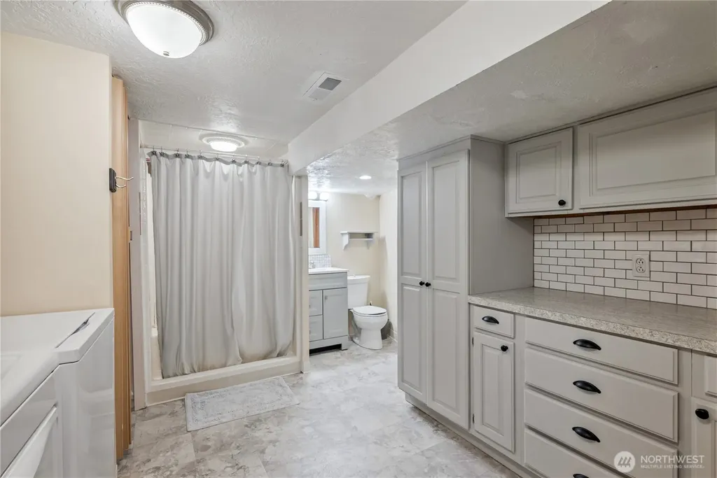 3136 Pacific Way Longview WA 98632
