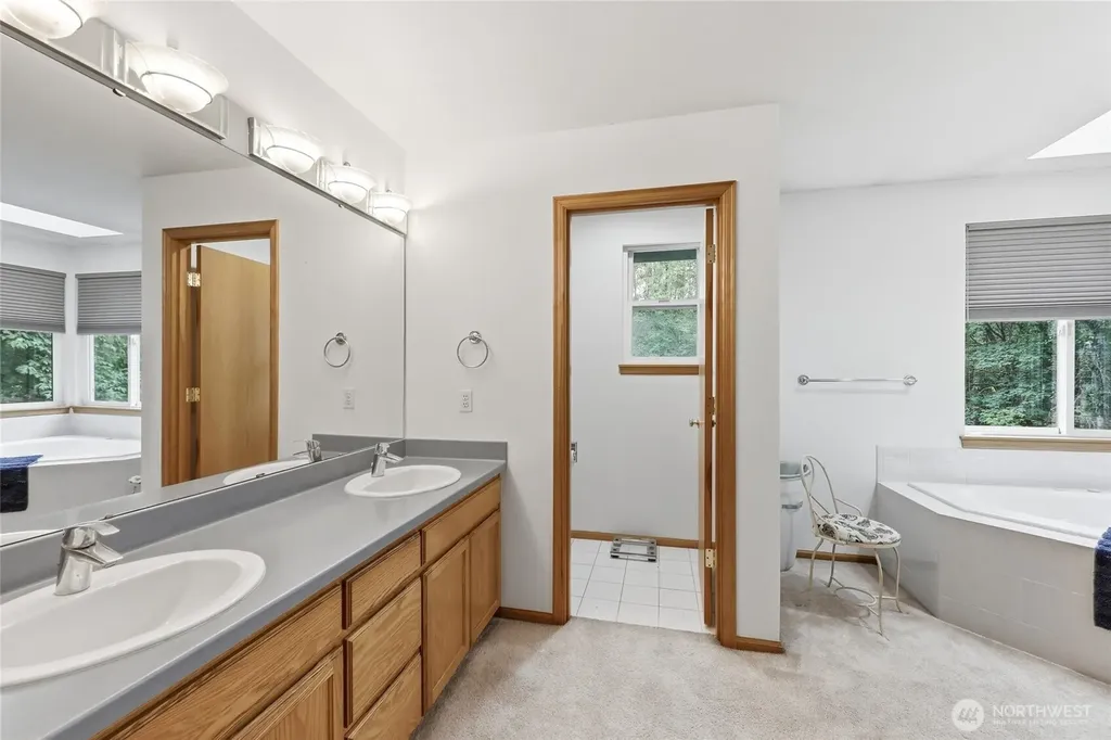 27630 NE Quail Creek Drive Redmond WA 98053