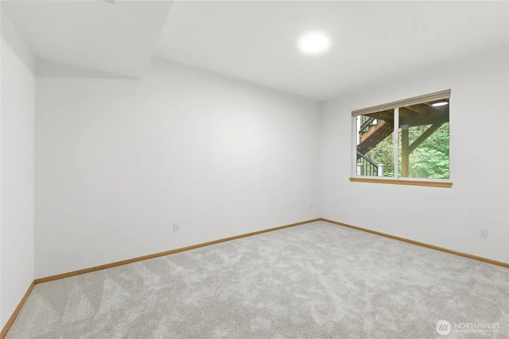 27630 NE Quail Creek Drive Redmond WA 98053