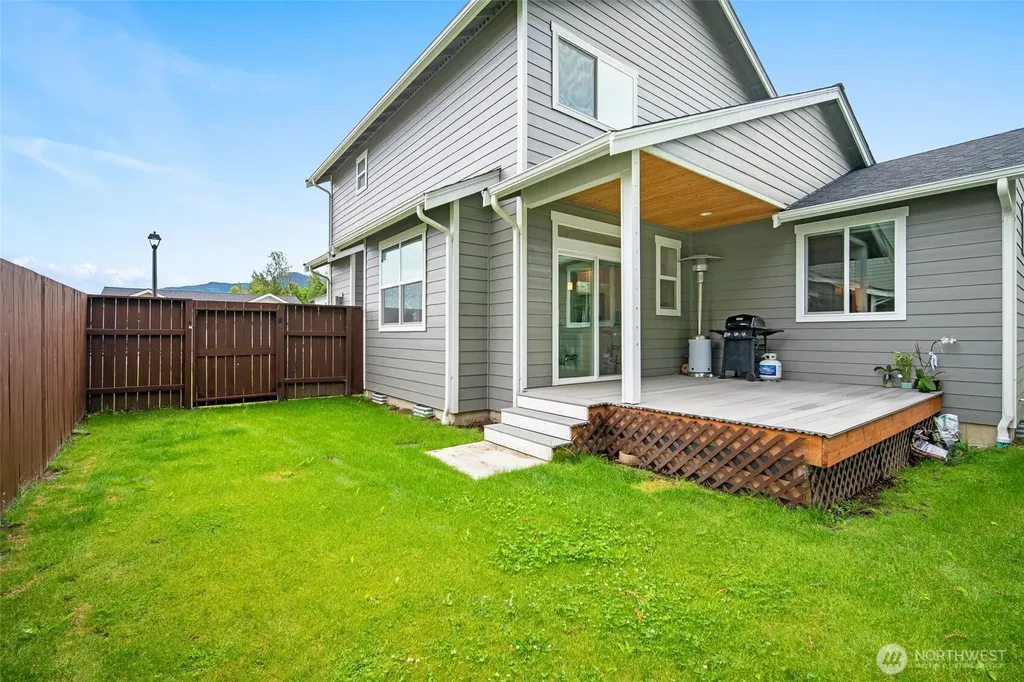 937 Crimson Court Nooksack WA 98276