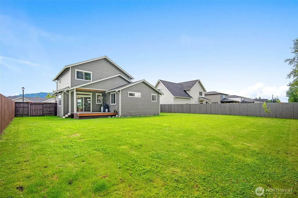937 Crimson Court Nooksack WA 98276