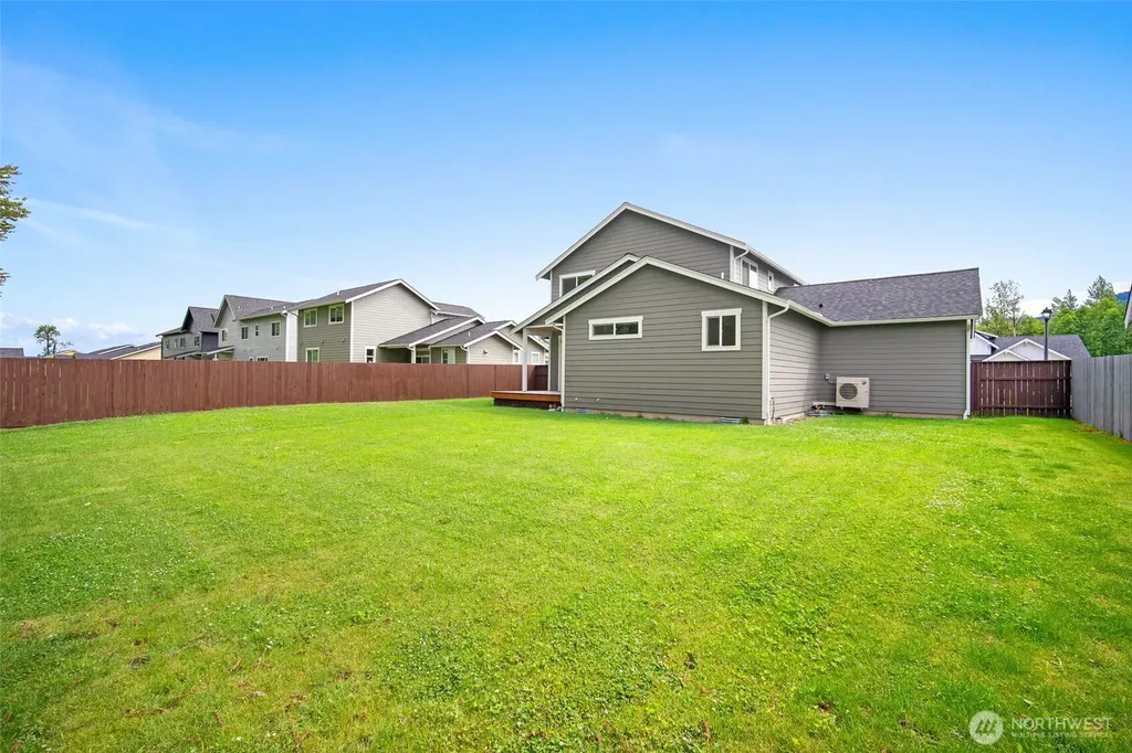 937 Crimson Court Nooksack WA 98276