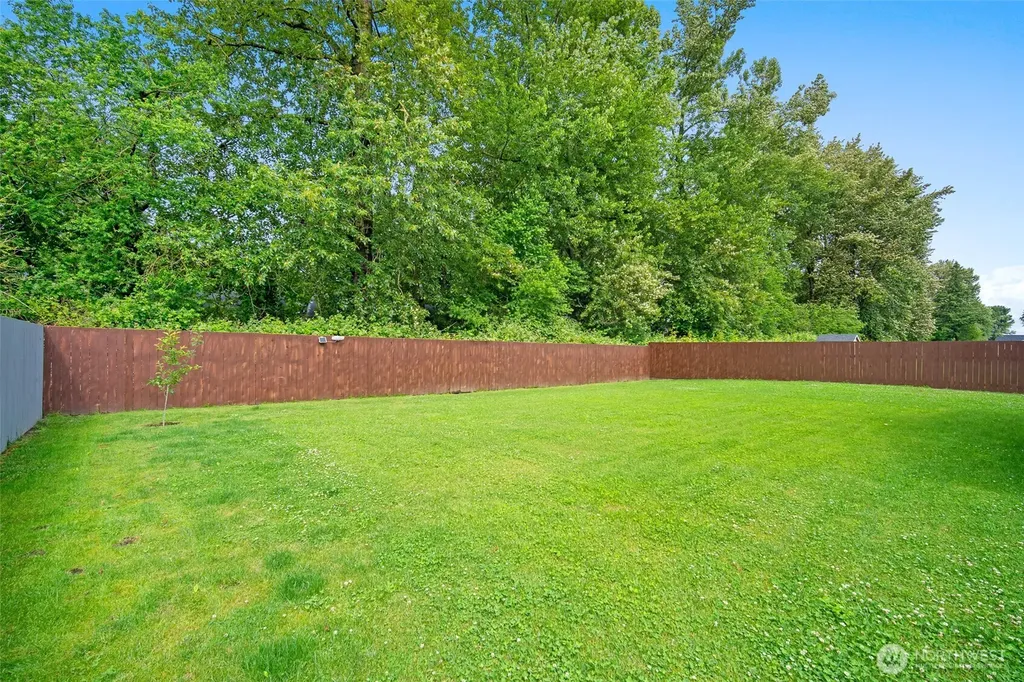 937 Crimson Court Nooksack WA 98276