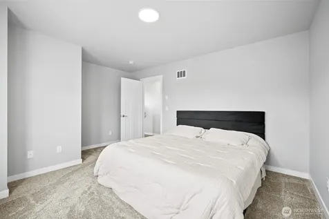 937 Crimson Court Nooksack WA 98276