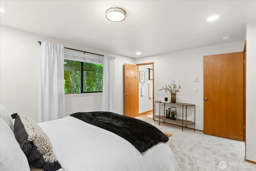 5306 162nd Place SW Edmonds WA 98026