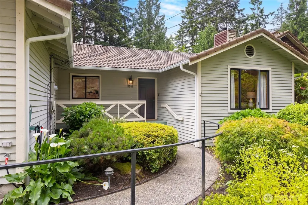 5306 162nd Place SW Edmonds WA 98026