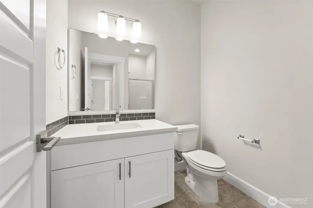 5901 229th Avenue E Buckley WA 98321
