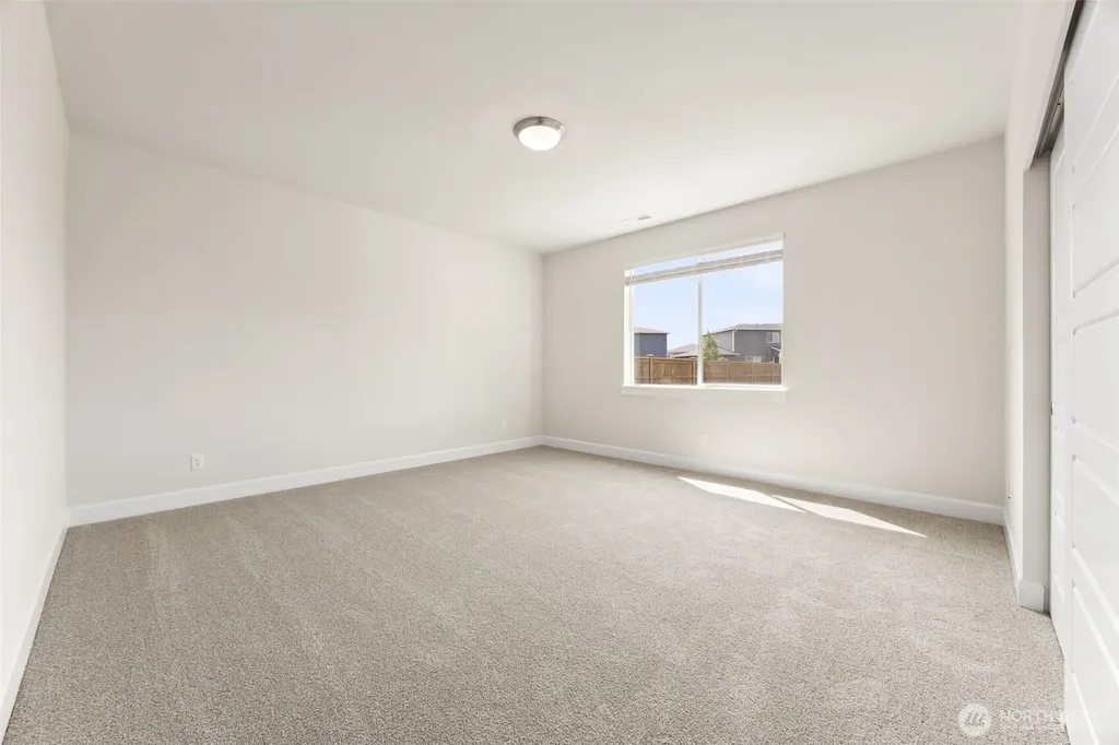 5901 229th Avenue E Buckley WA 98321