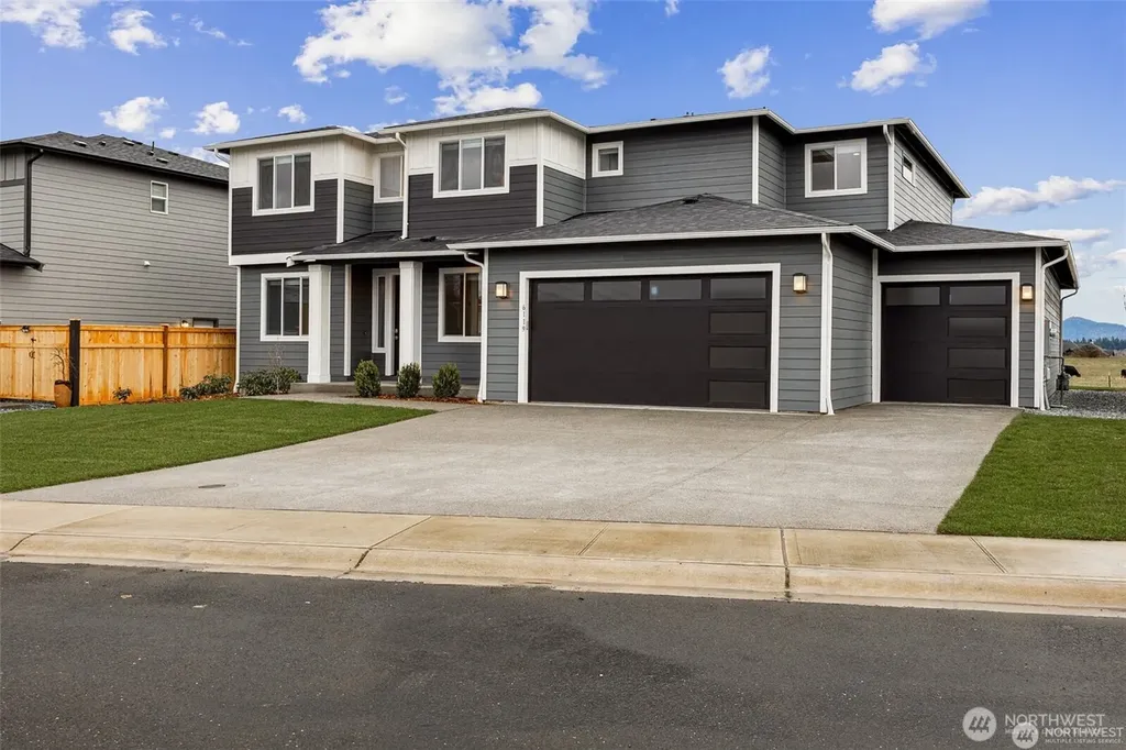 5901 229th Avenue E Buckley WA 98321