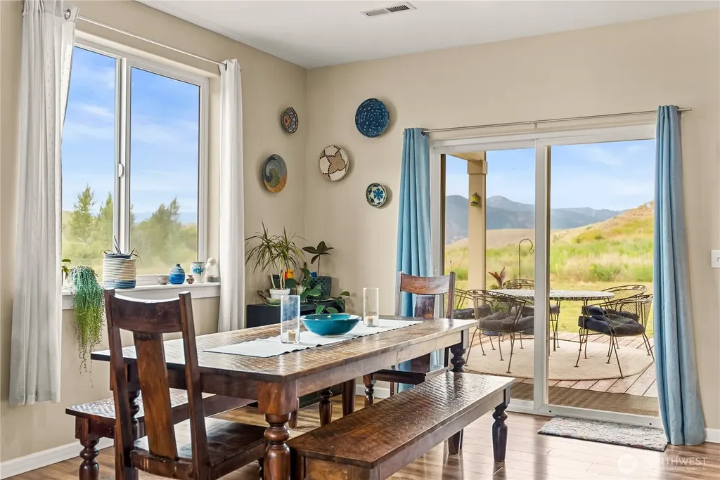 20771 Highway 20 Twisp WA 98856