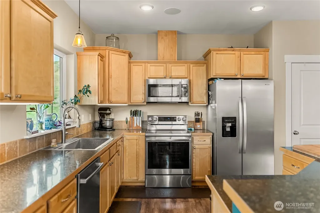 20771 Highway 20 Twisp WA 98856