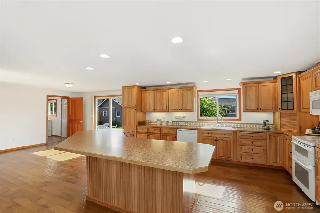 104 Valentine Court Elma WA 98541