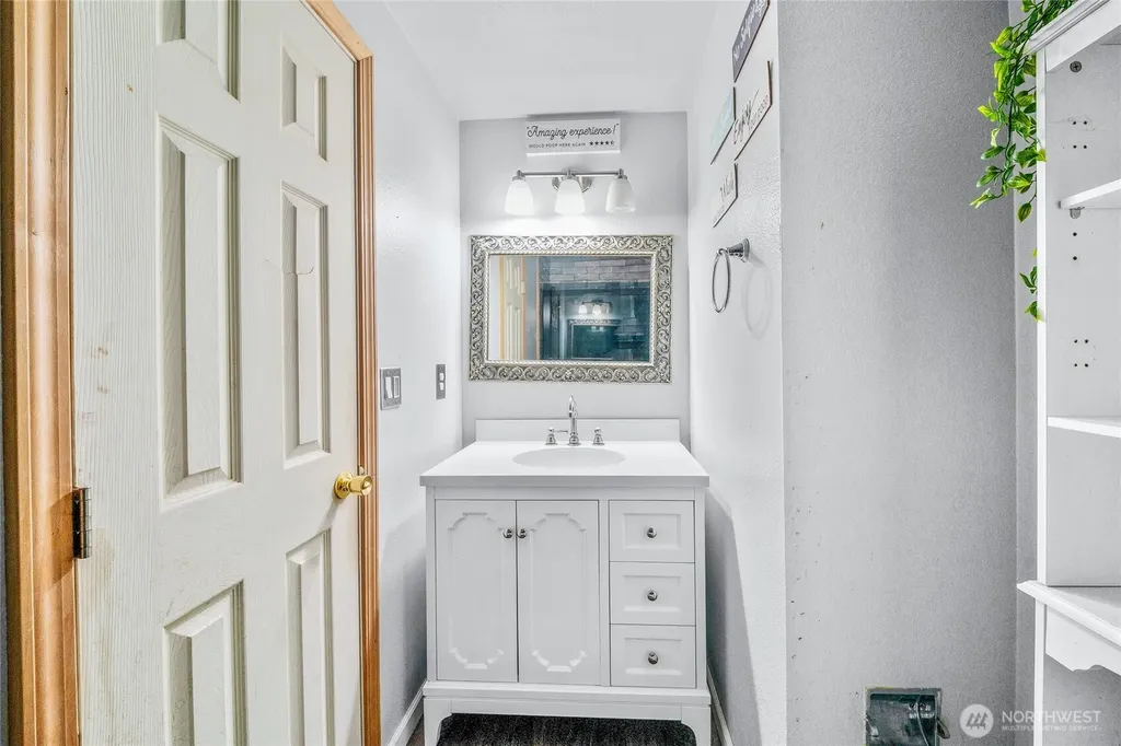 8630 Conifer Court SE Olympia WA 98513