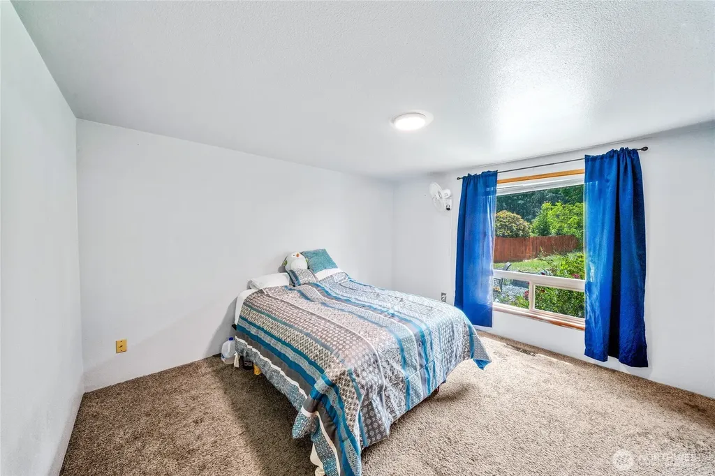 8630 Conifer Court SE Olympia WA 98513