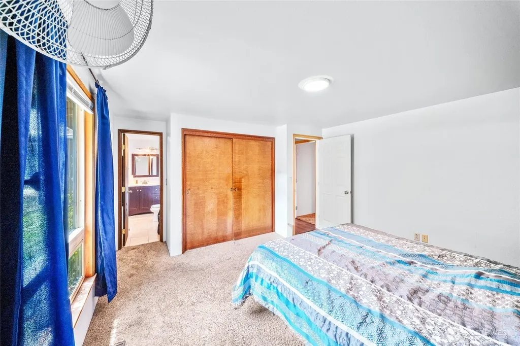 8630 Conifer Court SE Olympia WA 98513