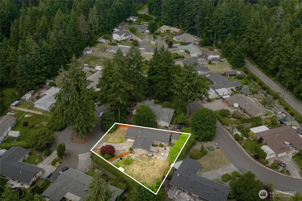 8630 Conifer Court SE Olympia WA 98513
