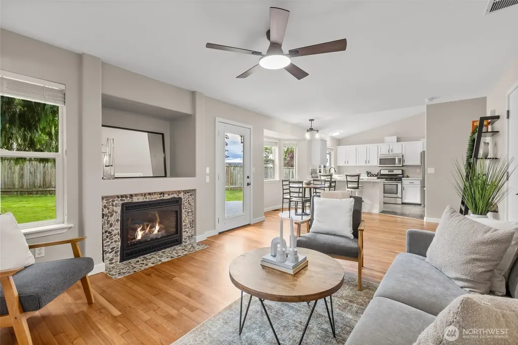 6104 44th Place NE Marysville WA 98270
