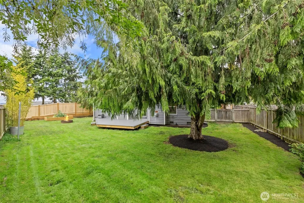 6104 44th Place NE Marysville WA 98270