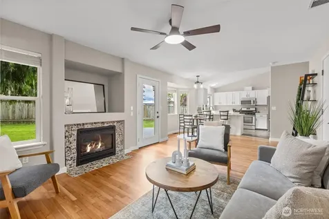 6104 44th Place NE Marysville WA 98270