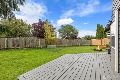 6104 44th Place NE Marysville WA 98270