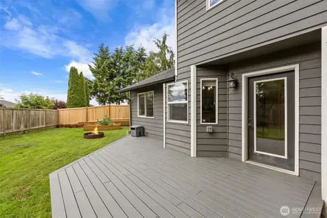 6104 44th Place NE Marysville WA 98270