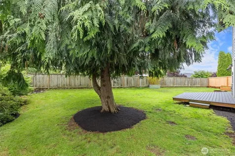 6104 44th Place NE Marysville WA 98270