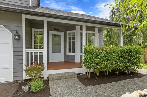 6104 44th Place NE Marysville WA 98270