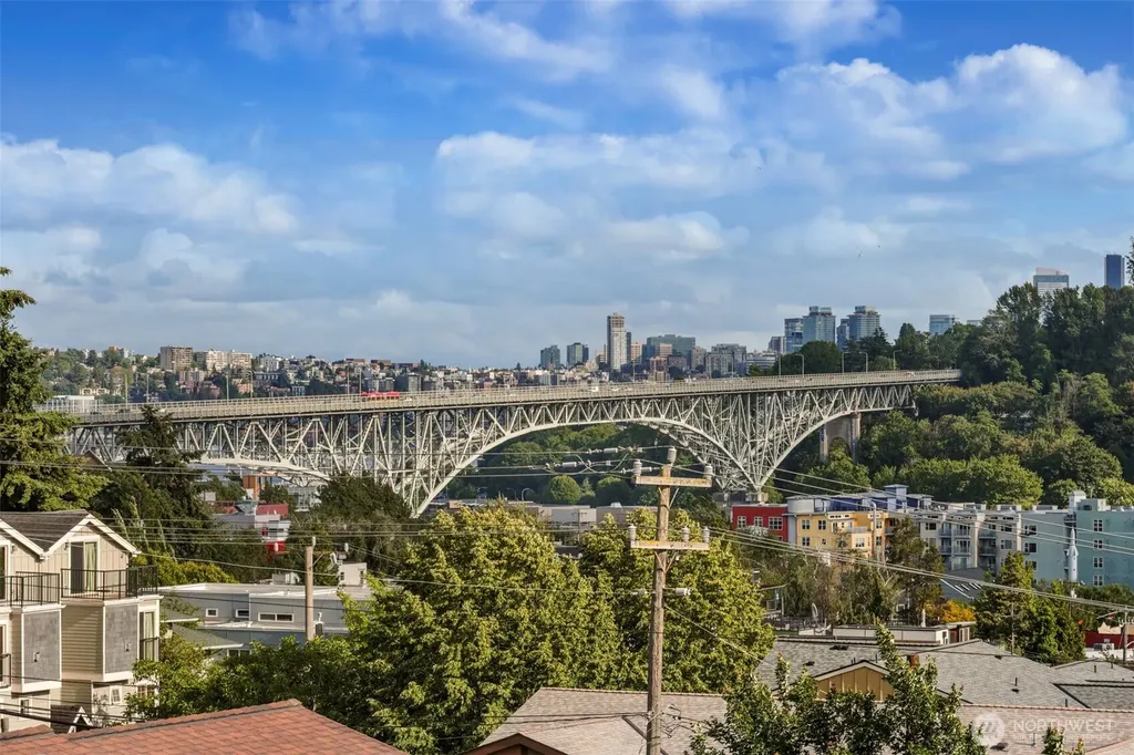 3951 Dayton Avenue N Seattle WA 98103