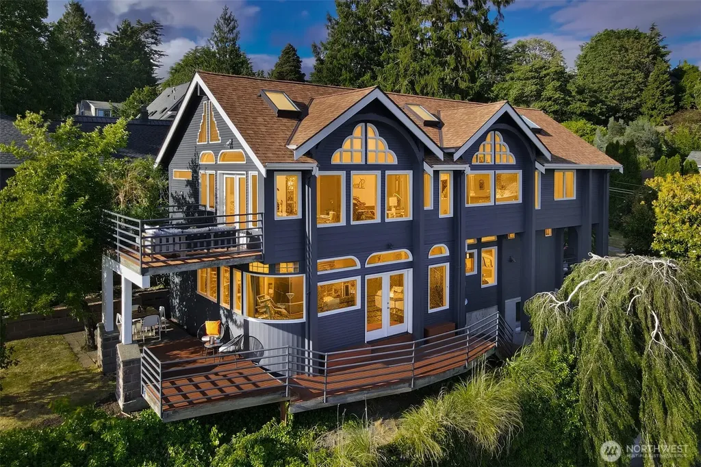 3951 Dayton Avenue N Seattle WA 98103