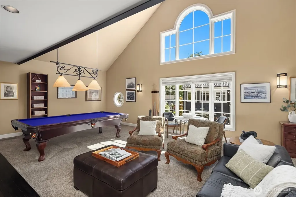 5506 NE Penrith Road Seattle WA 98105