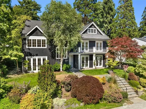 5506 NE Penrith Road Seattle WA 98105