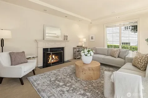 5506 NE Penrith Road Seattle WA 98105
