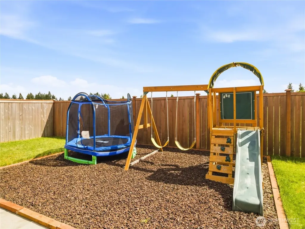 15069 Iverson Loop SE Yelm WA 98597