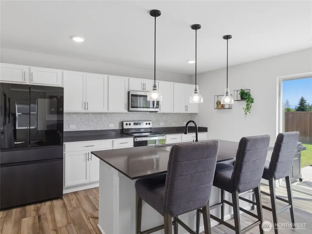 15069 Iverson Loop SE Yelm WA 98597