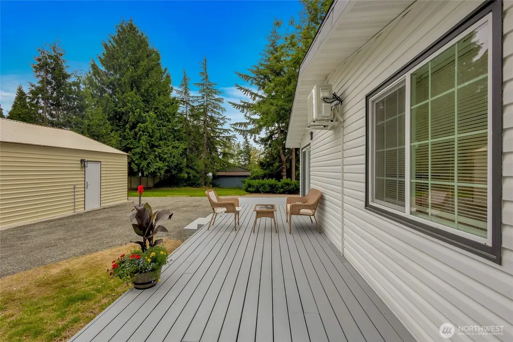 20002 208th Avenue SE Renton WA 98058