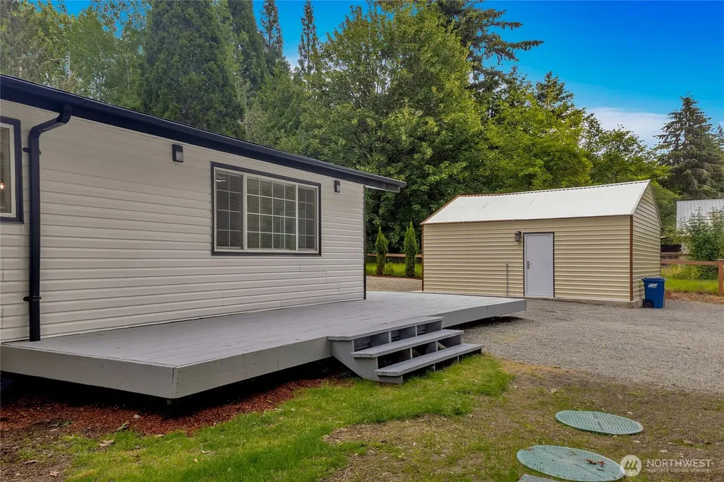 20002 208th Avenue SE Renton WA 98058