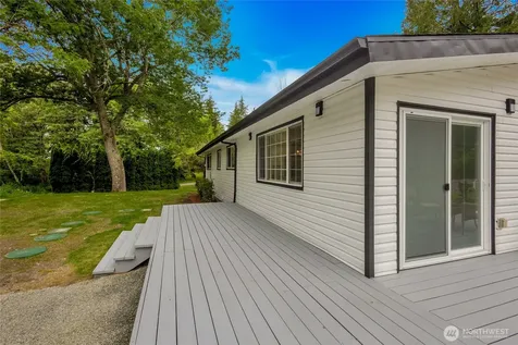 20002 208th Avenue SE Renton WA 98058