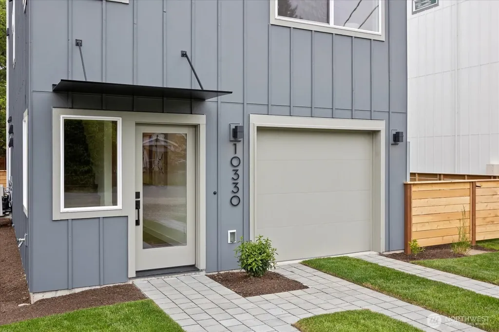 10330 Ashworth Avenue N Seattle WA 98133