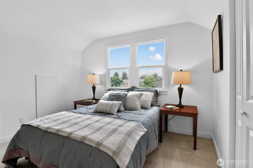 1918 Baker Avenue Everett WA 98201