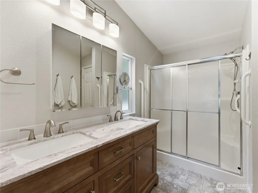 1824 Heritage Drive Wenatchee WA 98801