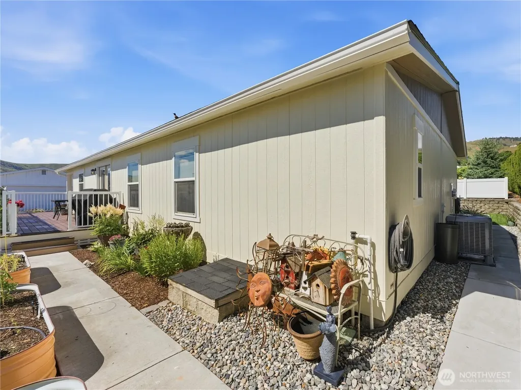 1824 Heritage Drive Wenatchee WA 98801