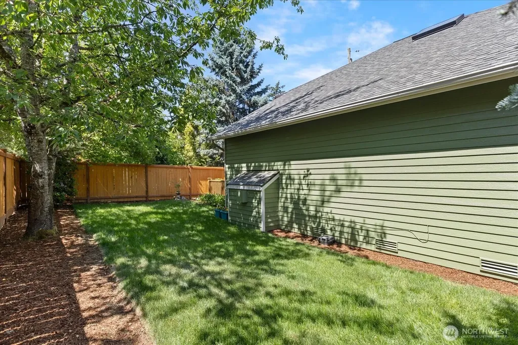 1828 NE Serpentine Place Shoreline WA 98155