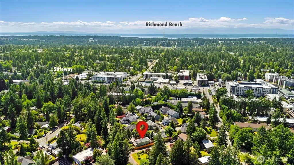 1828 NE Serpentine Place Shoreline WA 98155